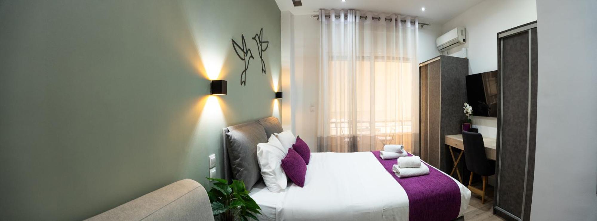 Romeo & Juliet In The Heart Of Appartement
