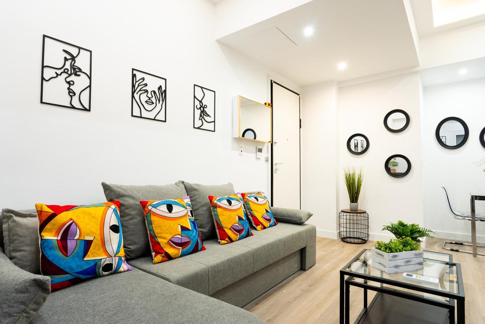 Romeo & Juliet In The Heart Of Appartement Athènes